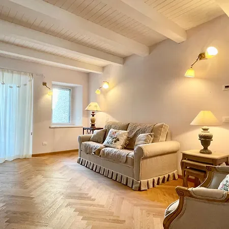 Residenza Della Vigna - Bilocale Con Soppalco 아파트